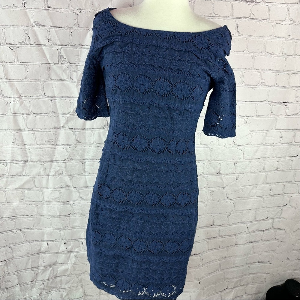 Banana Republic Navy cotton Lace overlay knee-length Dress womens 6 embroidered